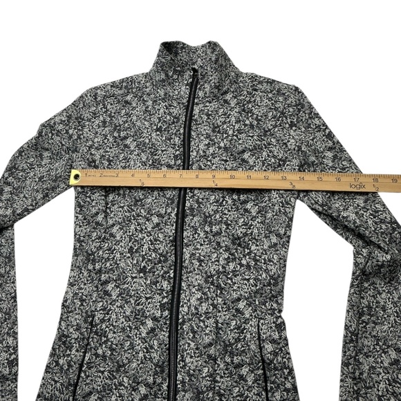 Athleta Shanti Moonflower Jacquard Textured Jacket Black - Picture 8 of 9